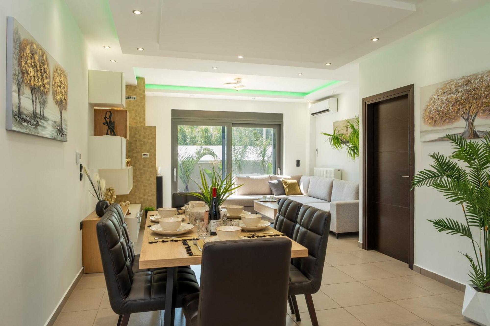 Delight Luxury Residences - 수다 객실 사진